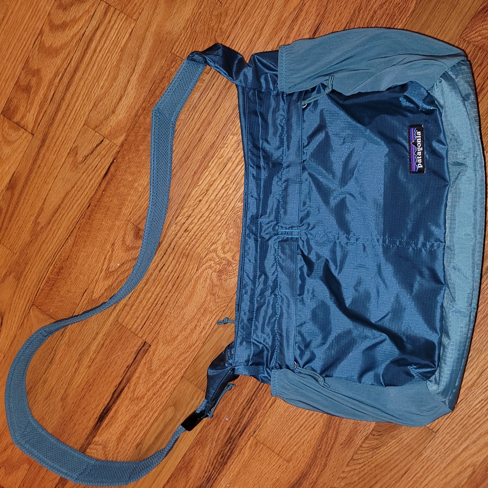 Patagonia Blue Shoulder Bag